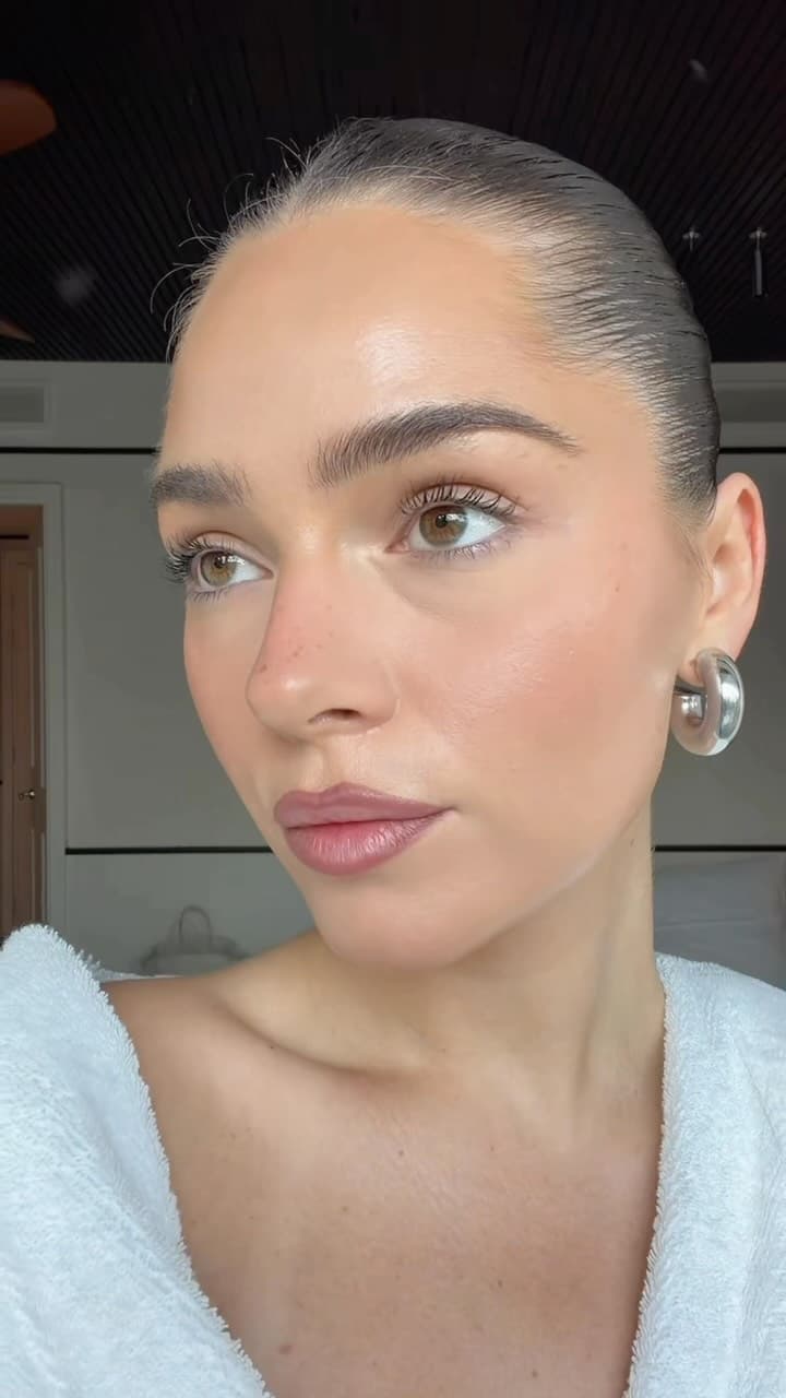 @jessyhartel
