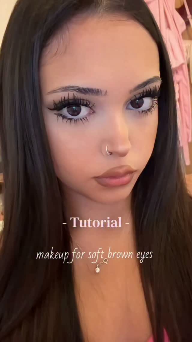 Soft Bambi eyeslooks 🦌✨
🦋@linda_malla 🦋
.
.
#eyelooks #beautyreels #makeuplook
#grwmmakeup #explorereels