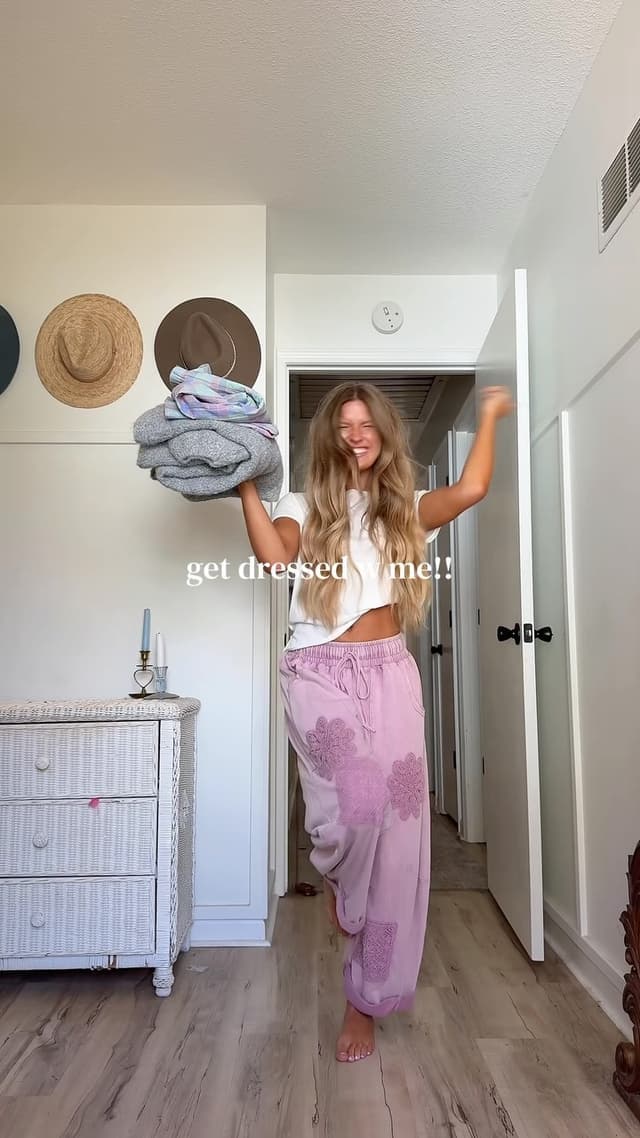 Comfy 🤝 cutie 🥧
#grwm #outfit #outfitideas #OOTD