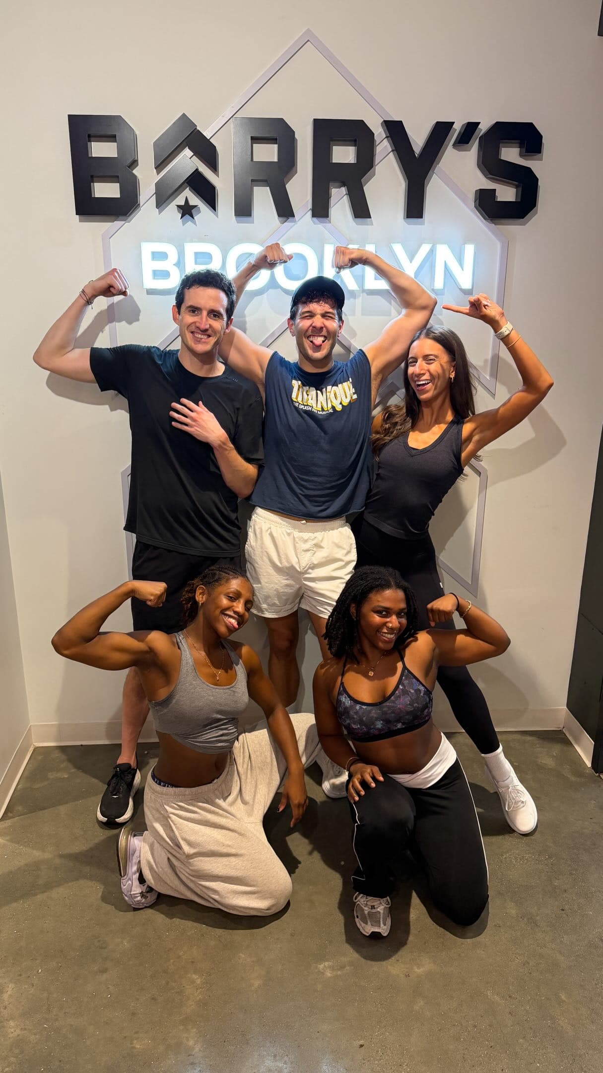 A workout class and a show! @titaniquemusical
@barrys #barrys #fitfam #theatrekid #broadway #celinedion