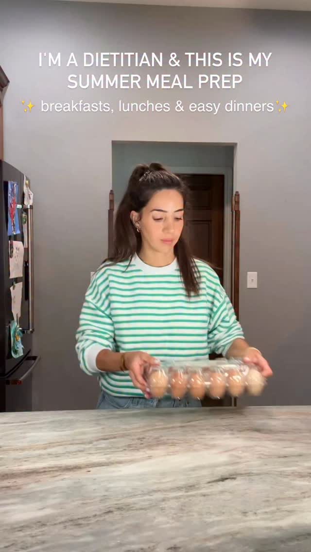 Healthy Sunday Meal Prep Ideas
Week 34 of Sunday Meal Prep
This week’s recipes:
🫐 Lemon Blueberry Blender Baked Oatm