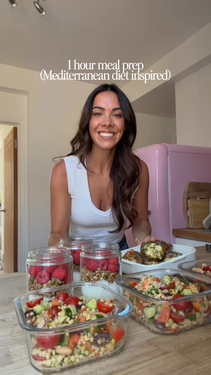 1 HOUR MEAL PREP ⏰
If I could only recommend one eating pattern for women’s health, it would probably be a Mediterranea
