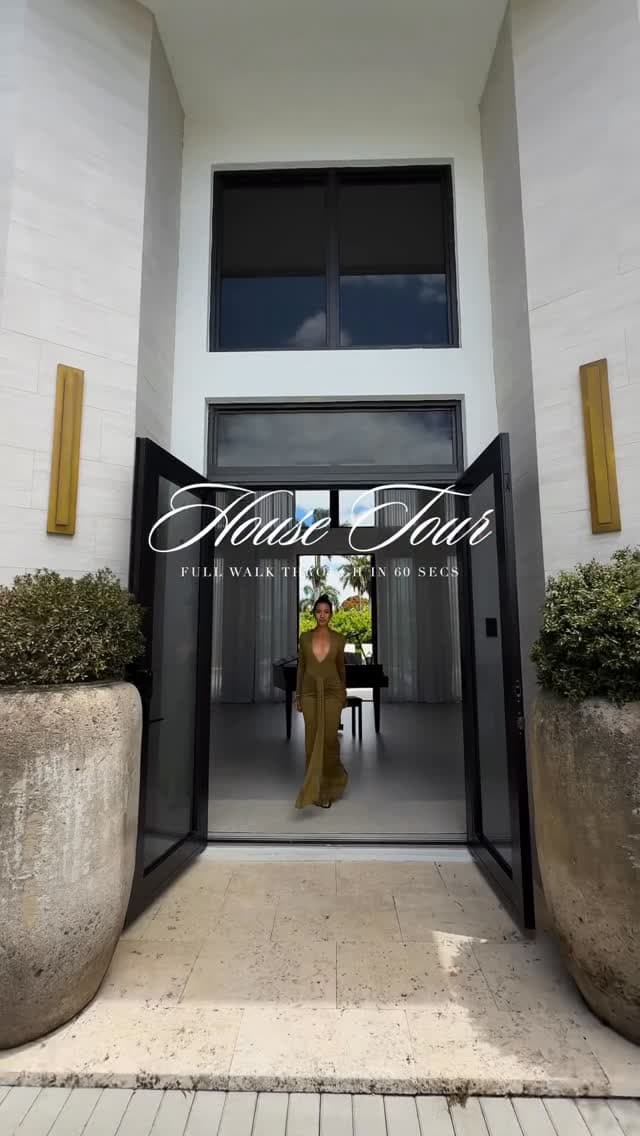 House Tour (Sabrina Carpenter)