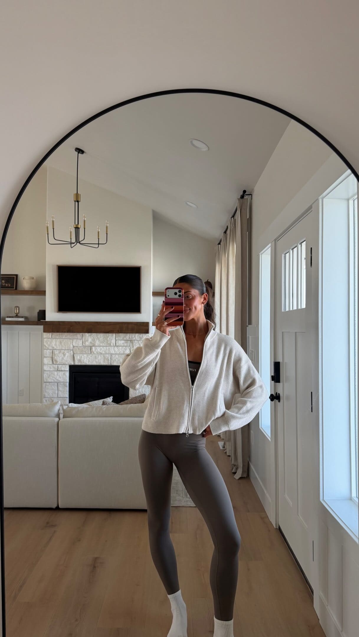 More mornings like this pls! 🍂🤍✨
#morningroutine #productivemorningroutine #spendthemorningwithme #wellness