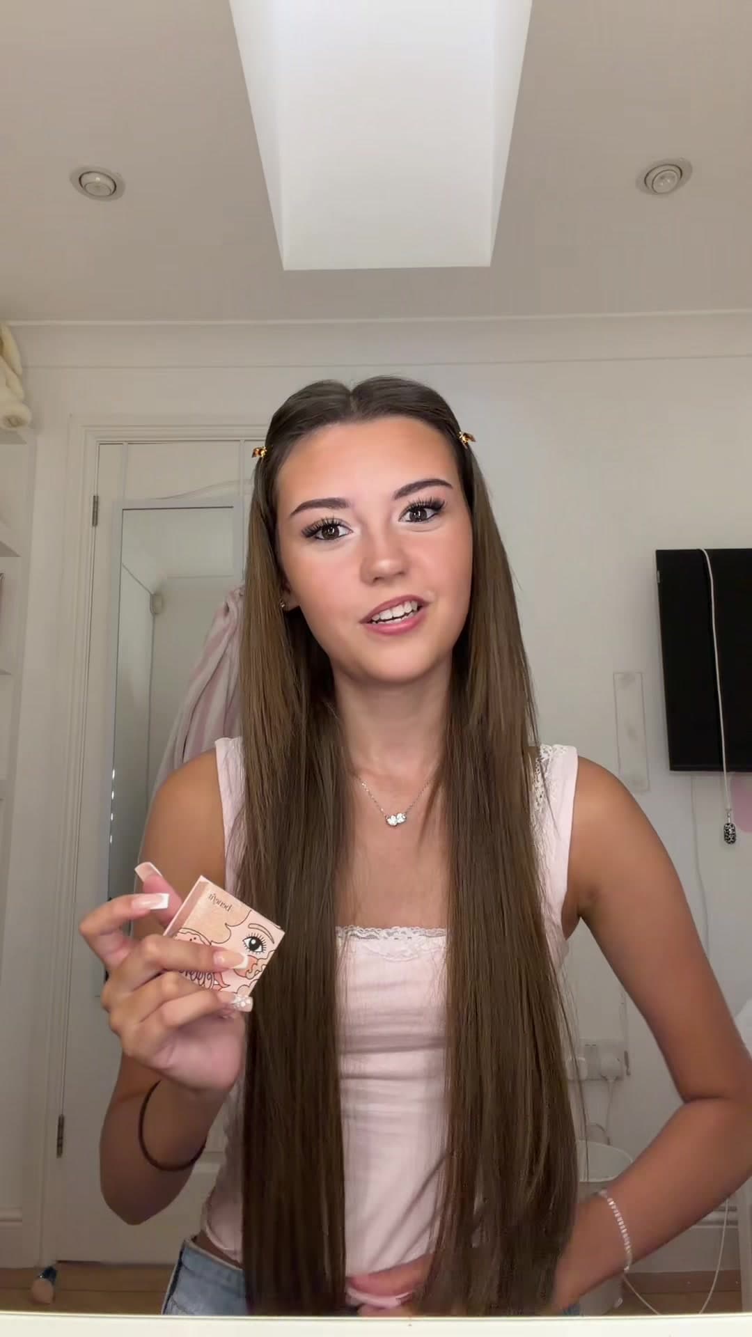 #makeup