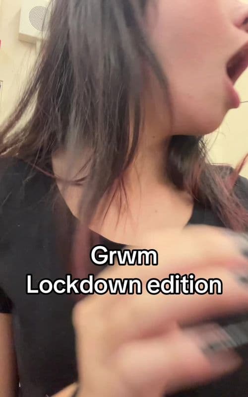 Its ok giys i safe dada i safe! #gummy #goth#highschool #makeup #grwm