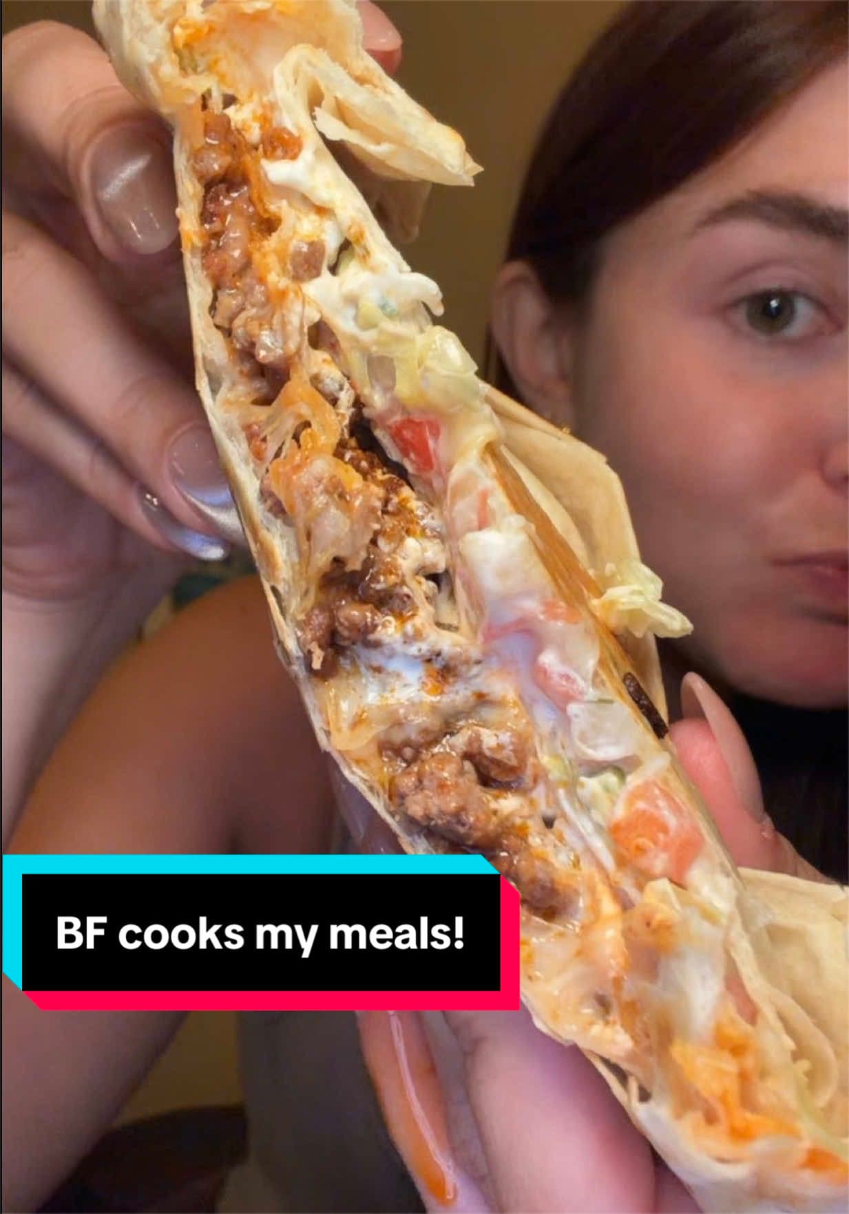 Crunchwraps, burgers, & BECs! #bf#cooking#foodhacks#tacobell #Foodie