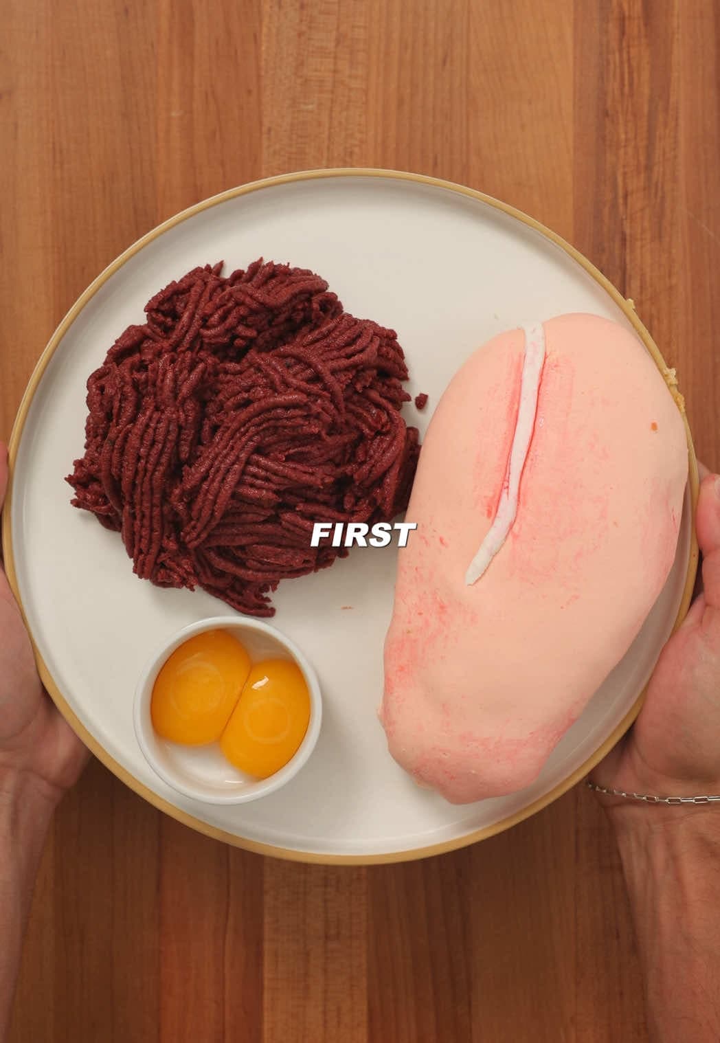 It’s raw #fyp #foryoupage #food #cooking #foodasmr