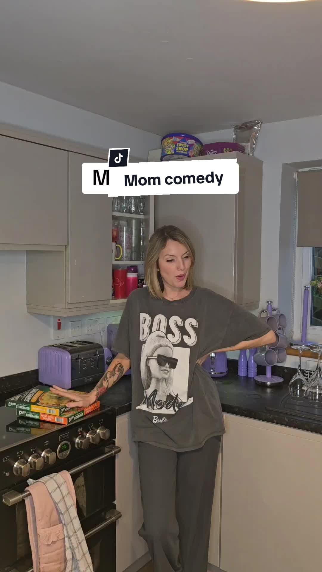 #momedy