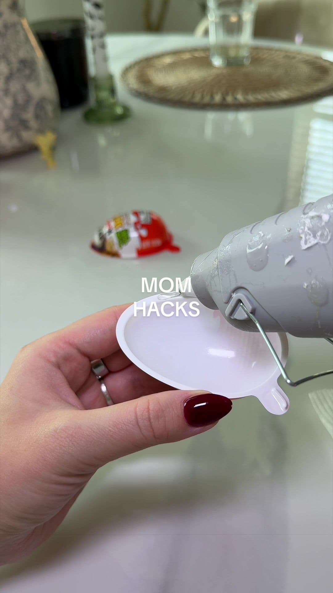 #momtok