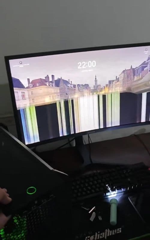 How to fix the screen lines๐ฃ๏ธ #techhack #pc #tips #setup #monitor